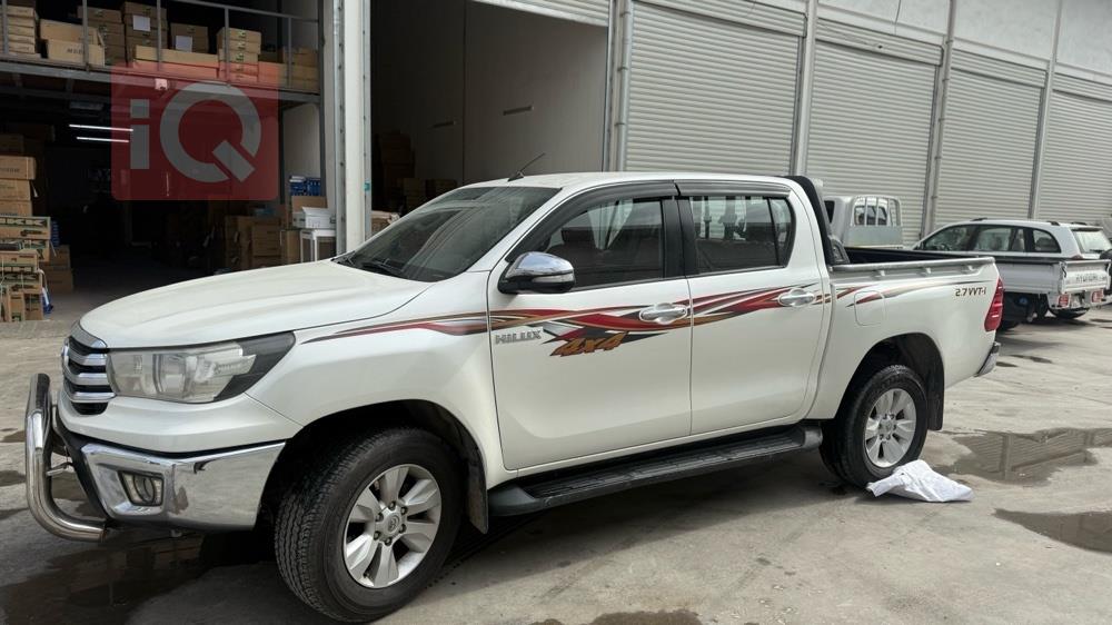 تويوتا هايلوكس